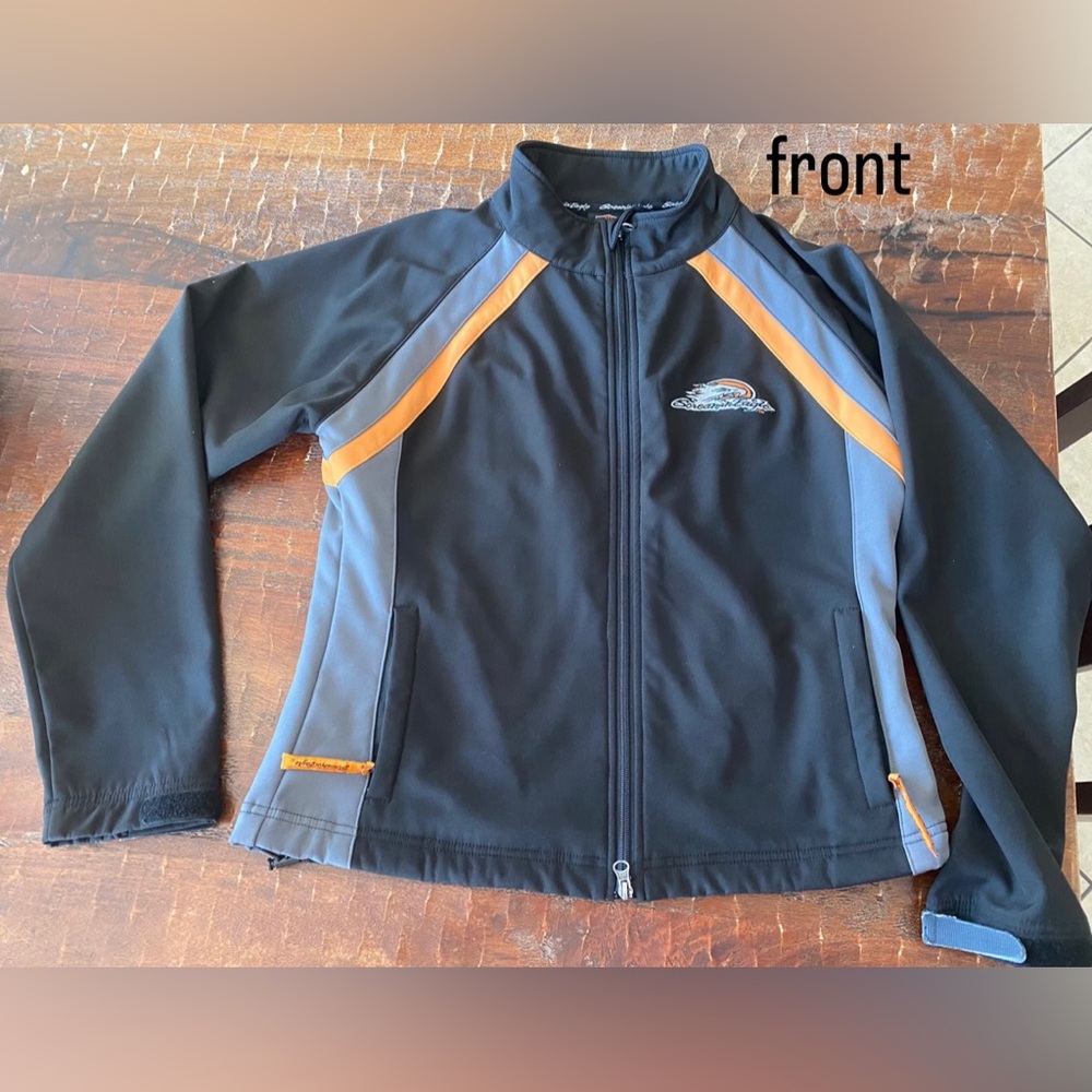 Harley Davidson woman jacket size Large used two times like new